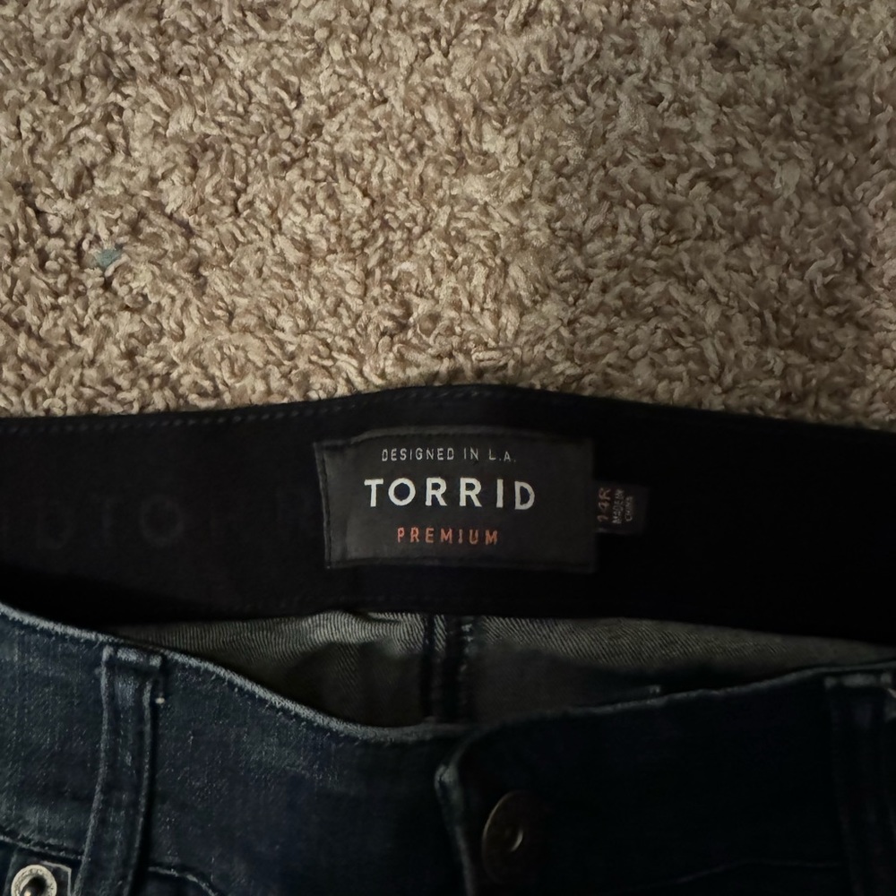 Torrid 12 R 14 R 18 R Bombshell High Rise Super Skinny Jean - Picture 4 of 4